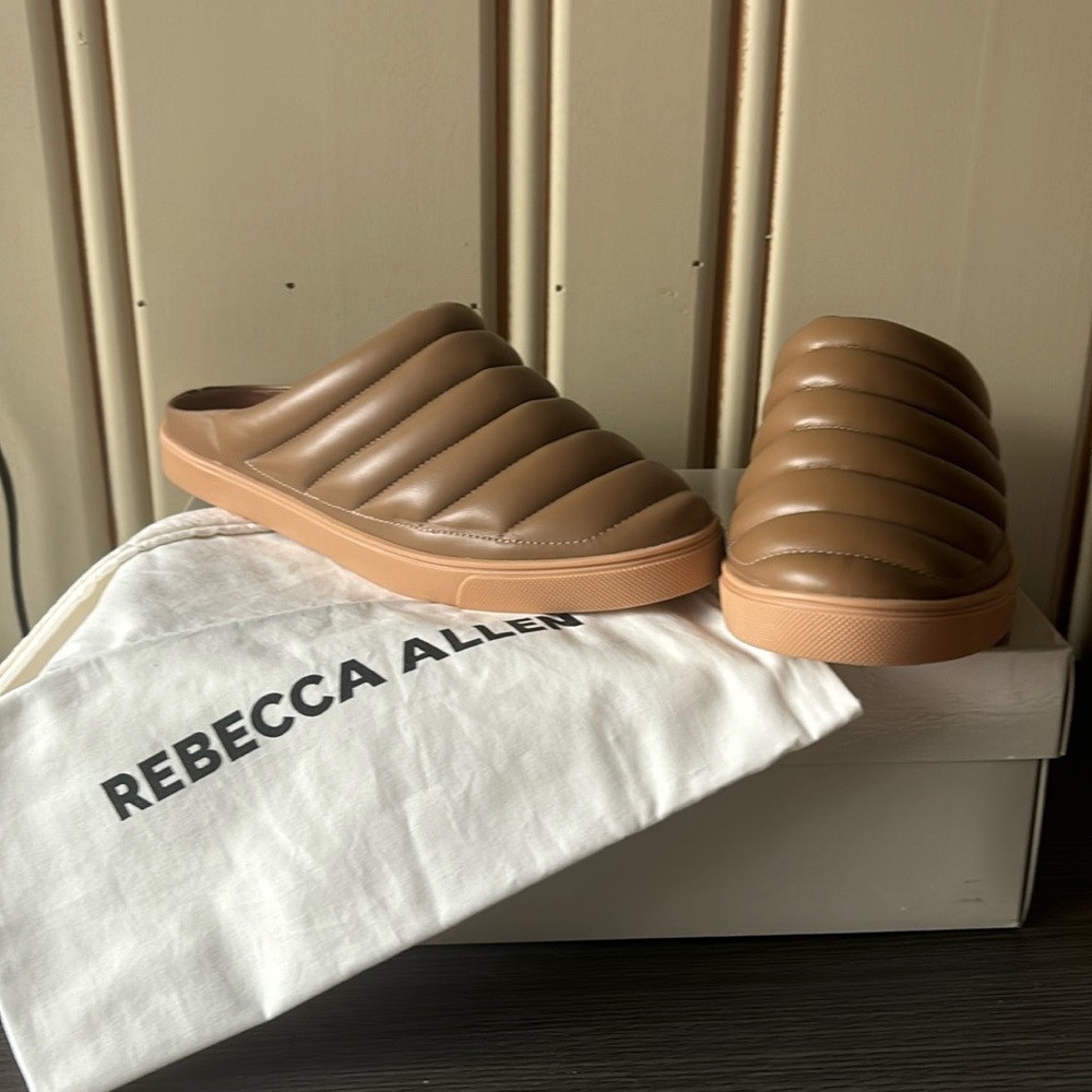 REBECCA ALLEN The Clog Shoes Slip On Mules NUDE II SZ 8.5 EU 39.5 NEW In Box